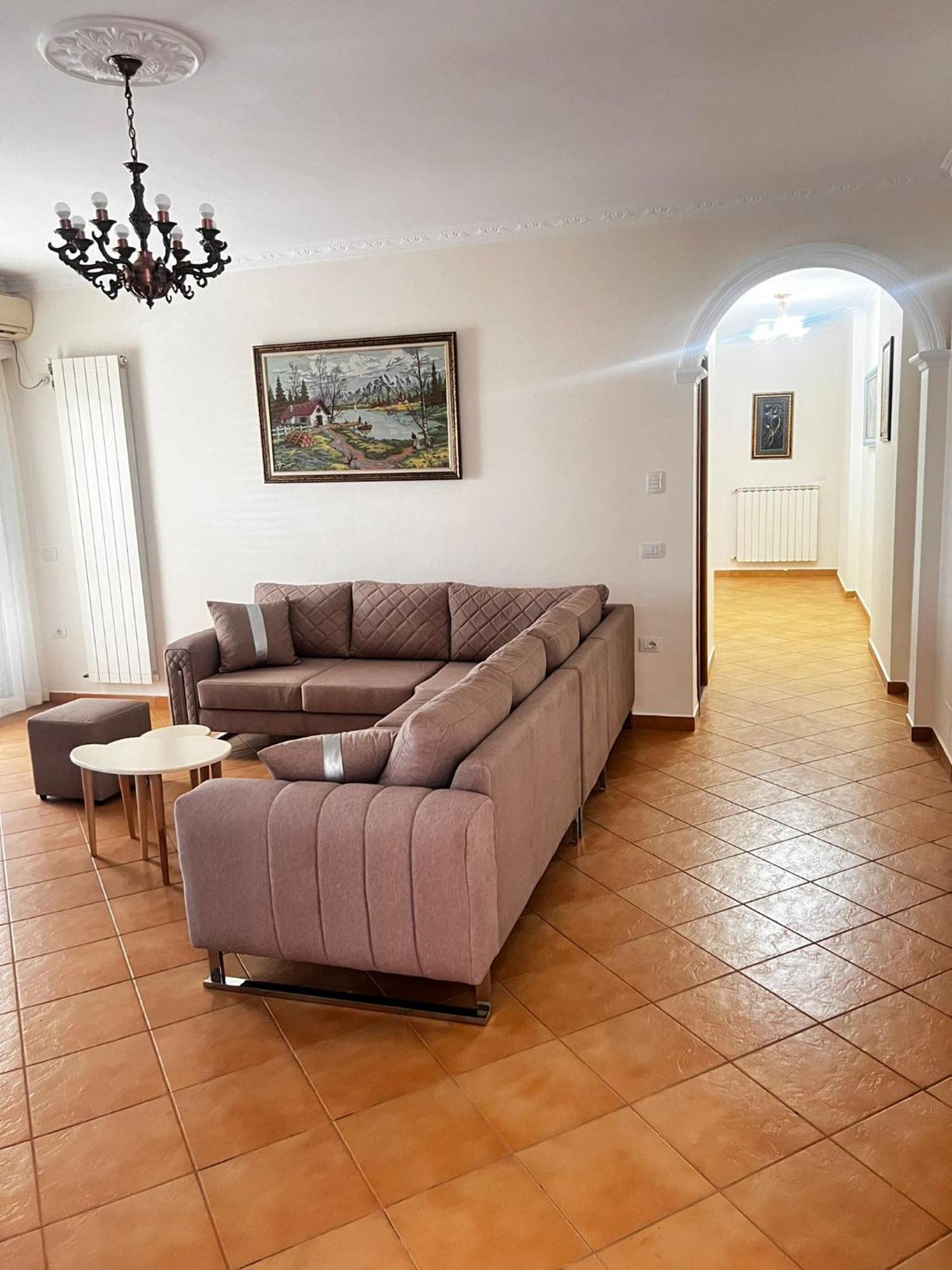 Lu Apartament Vlorë Esterno foto